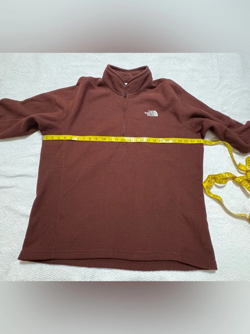 The North Face men XL quarter-zip fleece pullover textured waffle-knit fabric